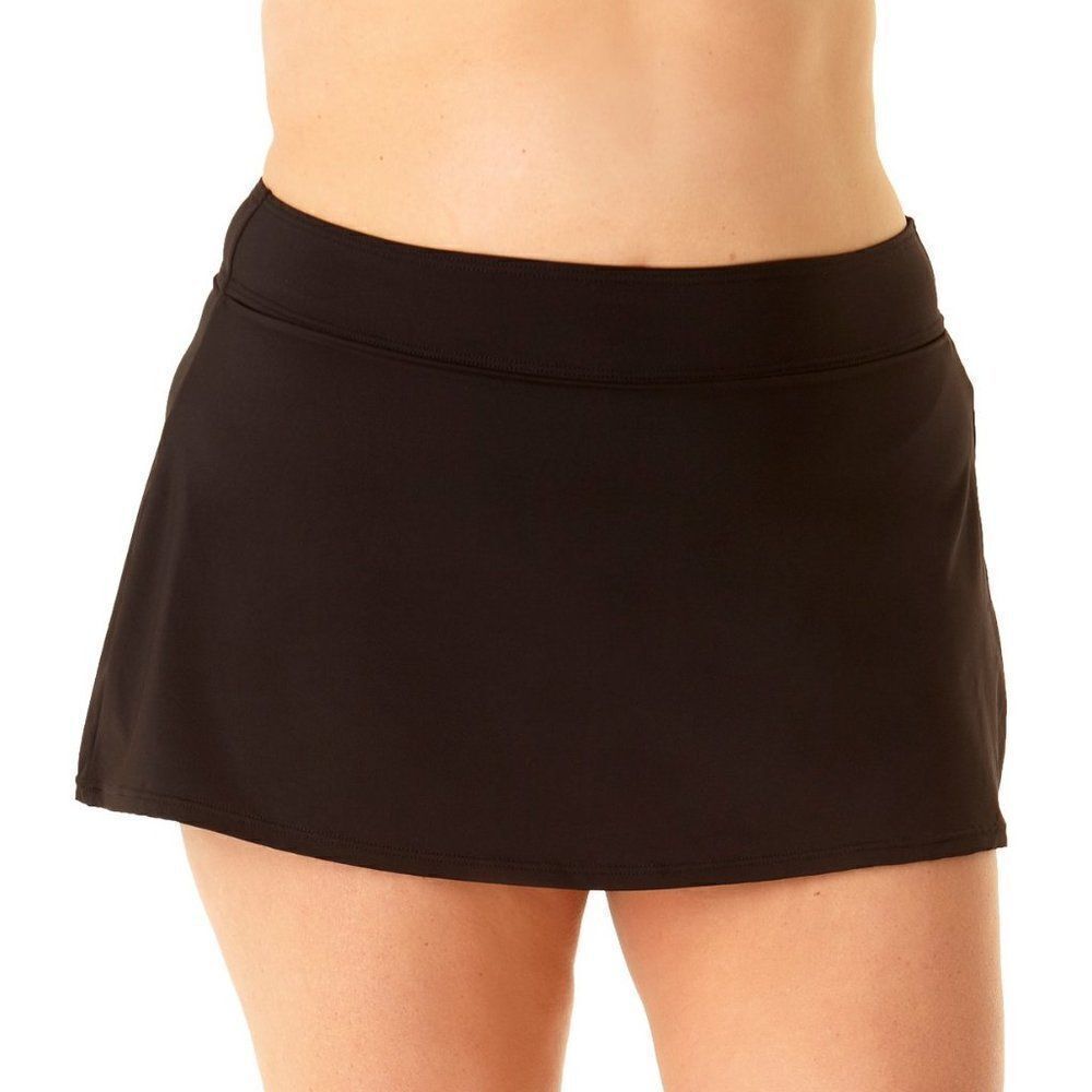 Anne Cole Plus Size Swim Skirt size 24W in Black.